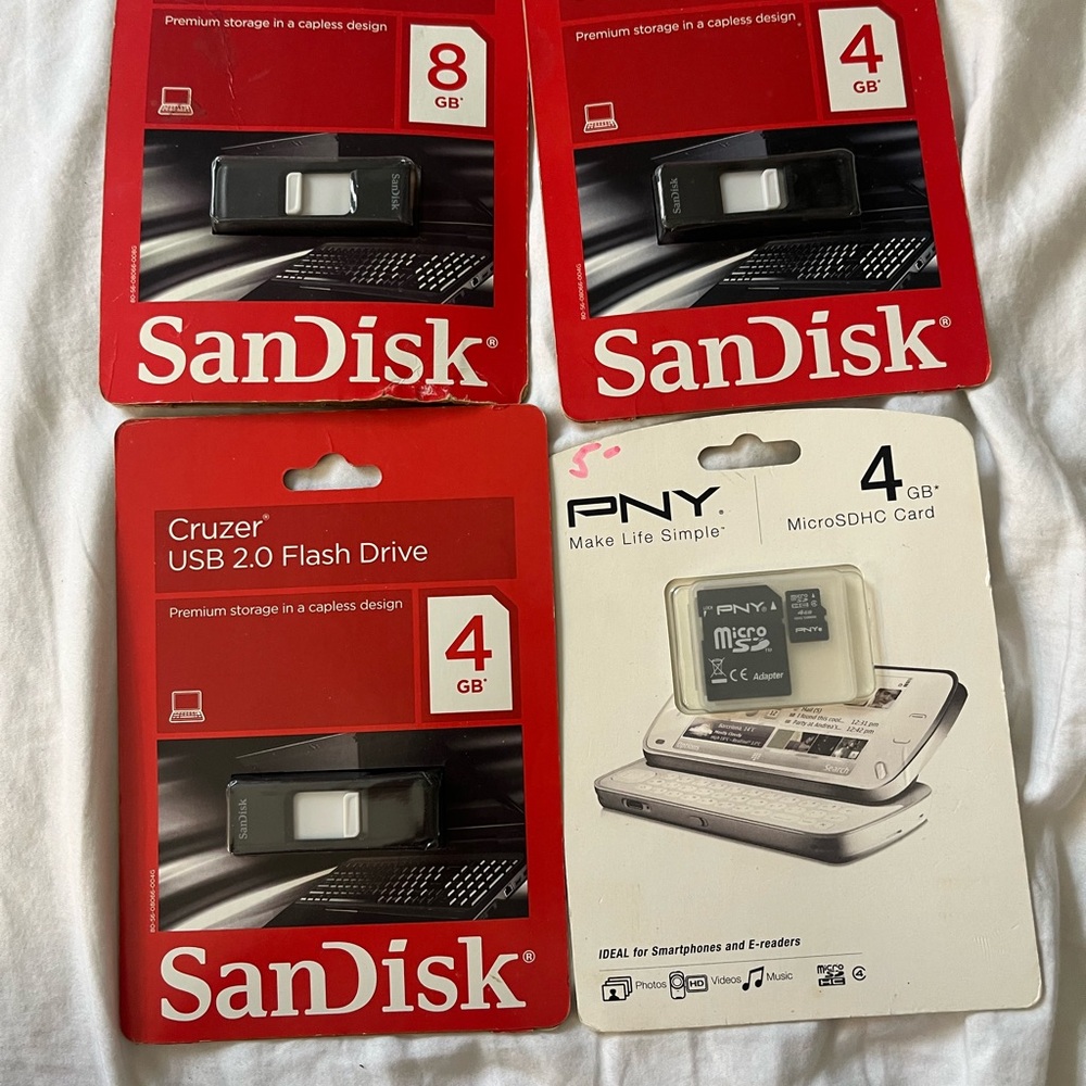Scandisk and PNY micro SDHC Card